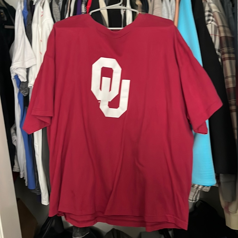 OU shirt sleeve t shirt
